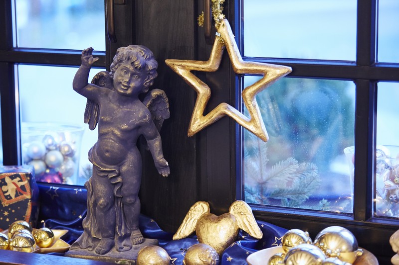 Engel und Stern